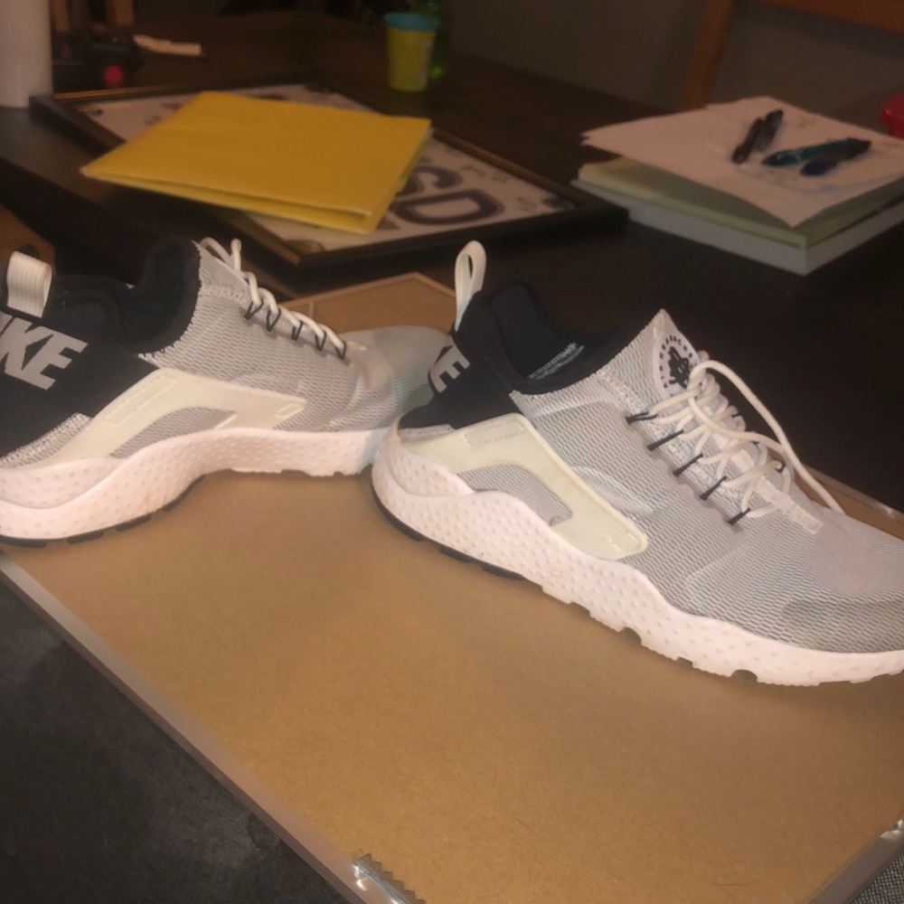 Nike Air Huarache Sneakers